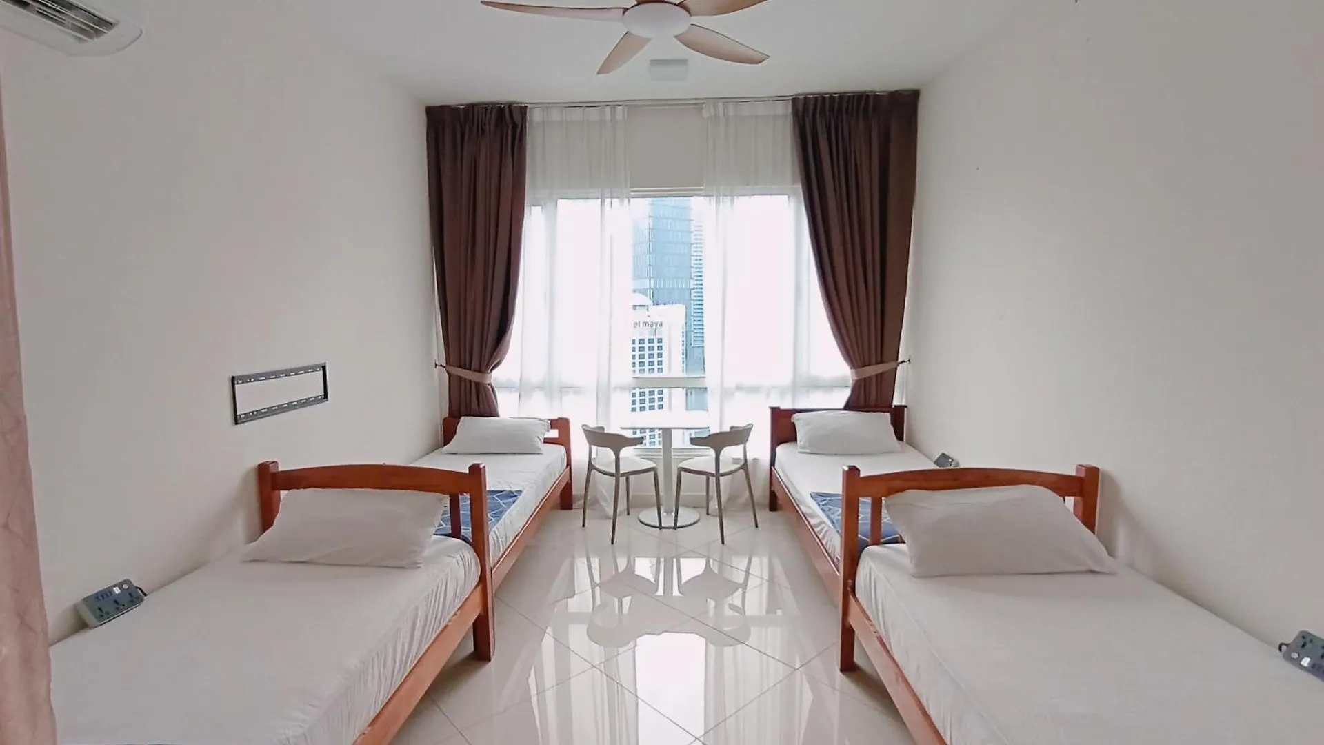 Habibi Home Klcc Kuala Lumpur Hostal